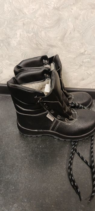 Ботинки рабочие зимние