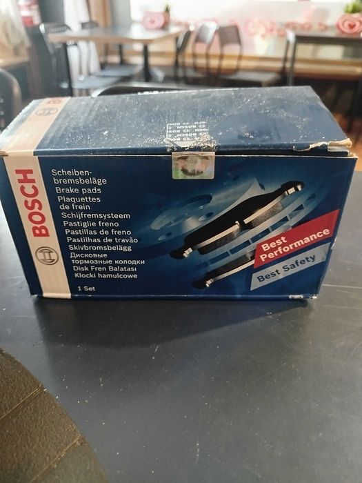 Pastilhas de travão Bosch novas