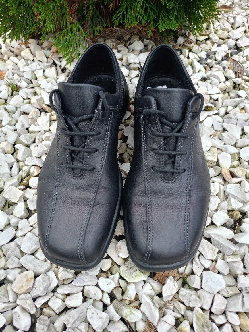 Buty skórzane Ecco 38,5