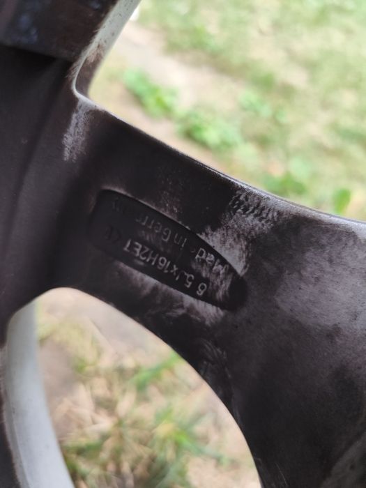 Felgi Mitsubishi ASX aluminiowe z oponami yokohama zimowe