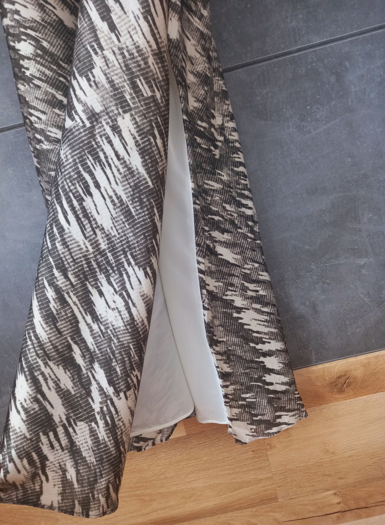 Massimo Dutti sukienka maxi długa wiskoza szara ramiączka ozdobne plec