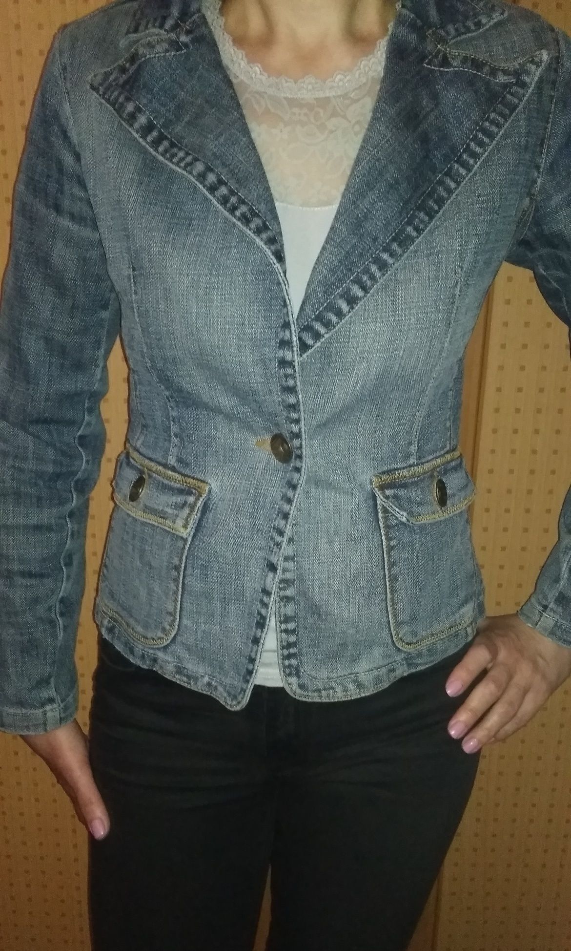 Куртка джинсовая пиджак ветровка кофта
