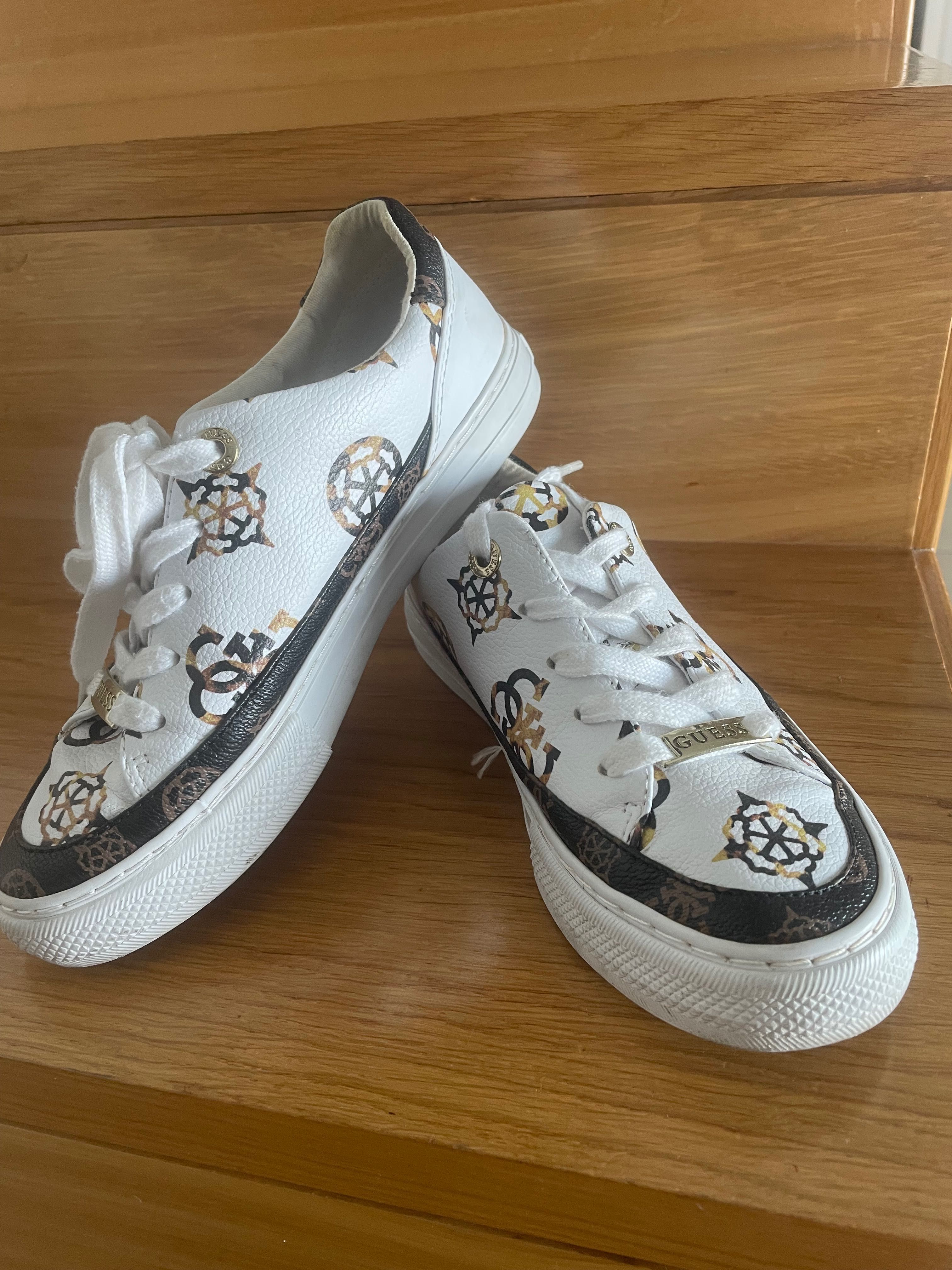 Saptilhas Guess novas