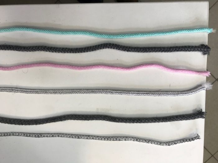 Sznurkarka, maszyna do sznurka bawełnianego, poliestrowego.