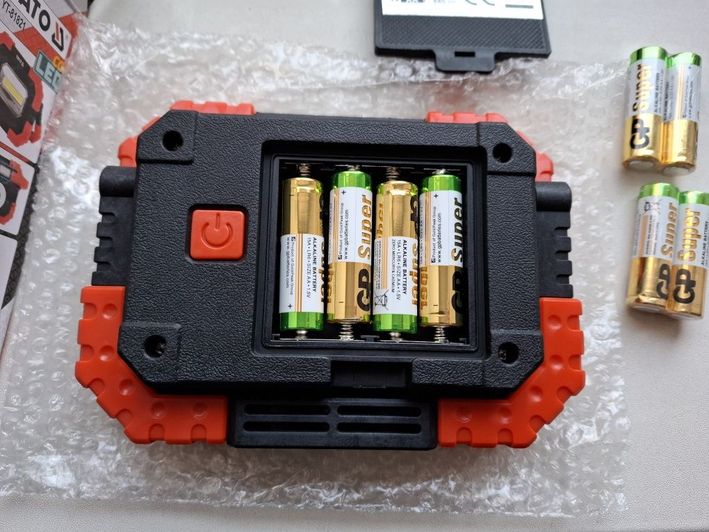 Прожектор LED YATO Польша