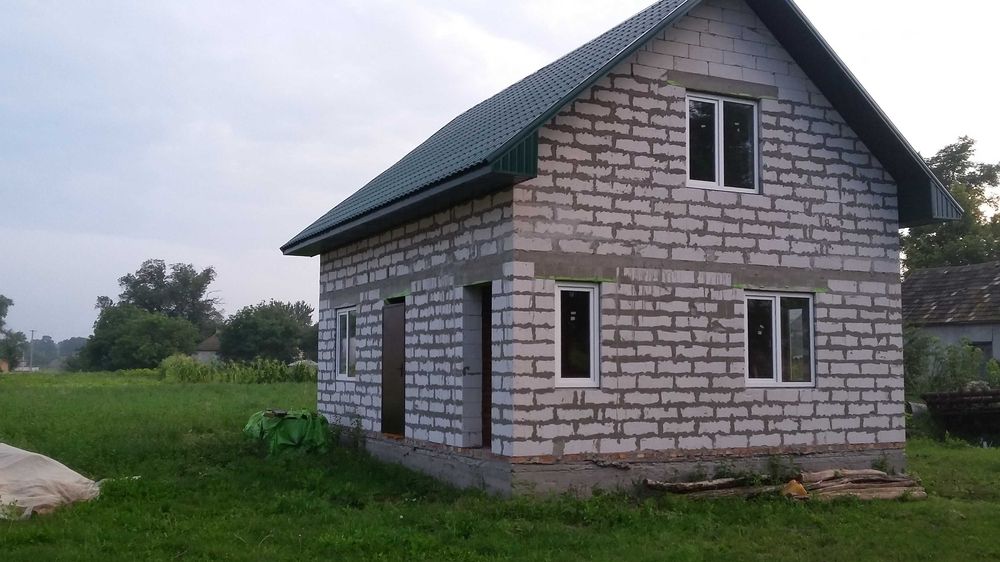 Продам новий будинок 90 кв. м і ділянкою на 15 соток. Велика Каратуль.
