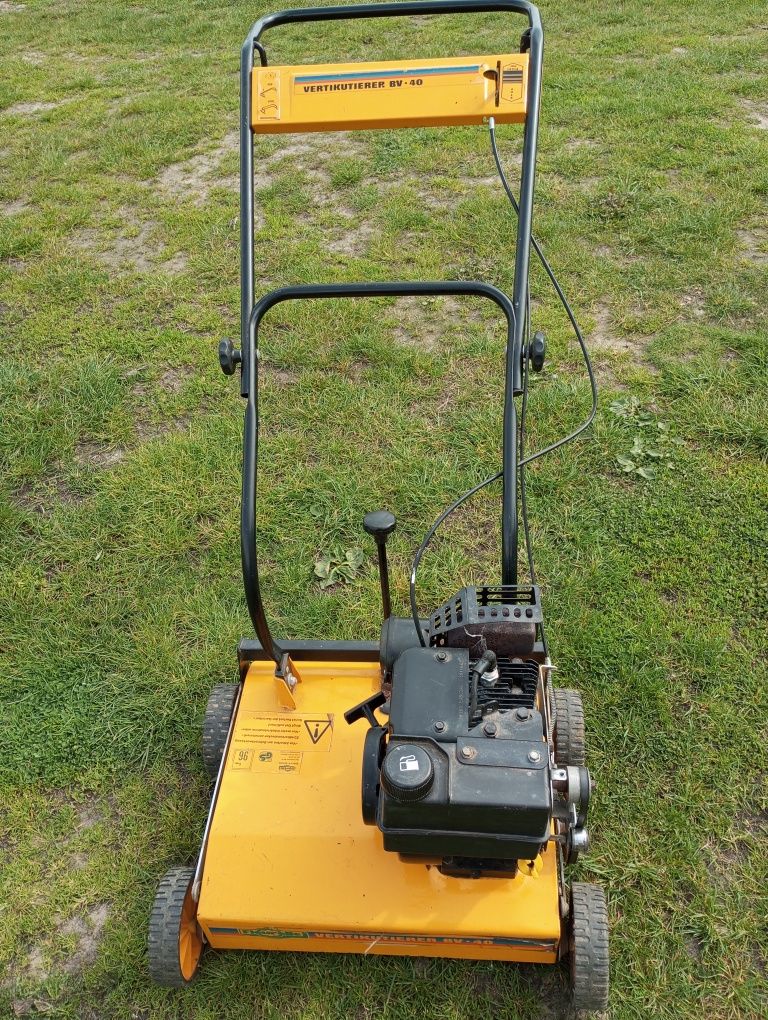 Wertykulator  tecumsech 3,5 km areator   aerator spalinowy z koszem