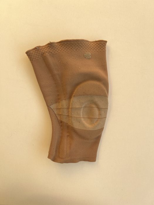 Ортез бандаж наколінник Genutrain made in Germany оригінал