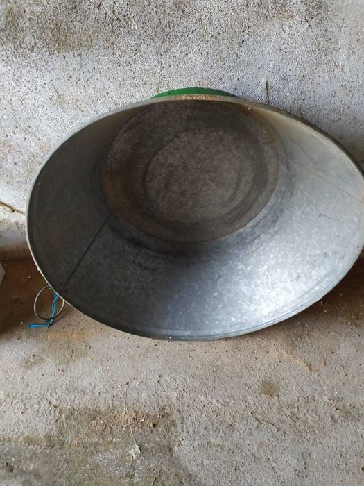 Alguidar de zinco 65cm diâmetro