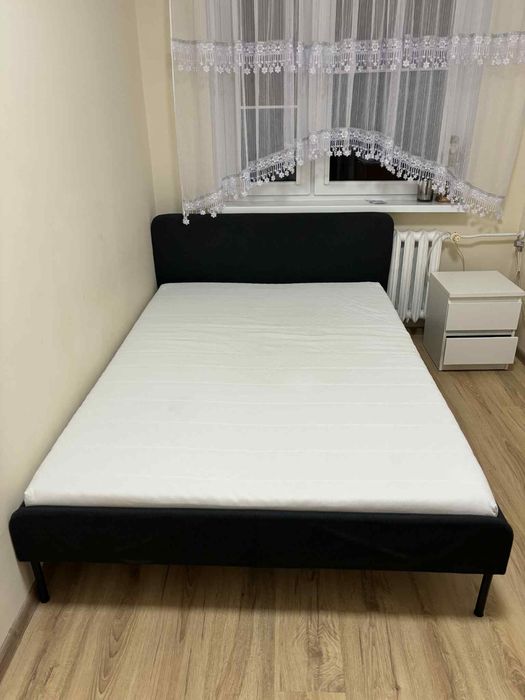 Łóżko 2-osobowe prawie nowe