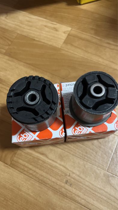 Сайлентблок задней балки/подрамника