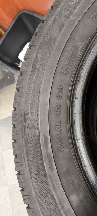 4 opony zimowe Barum 215/65R16C (cena za komplet)