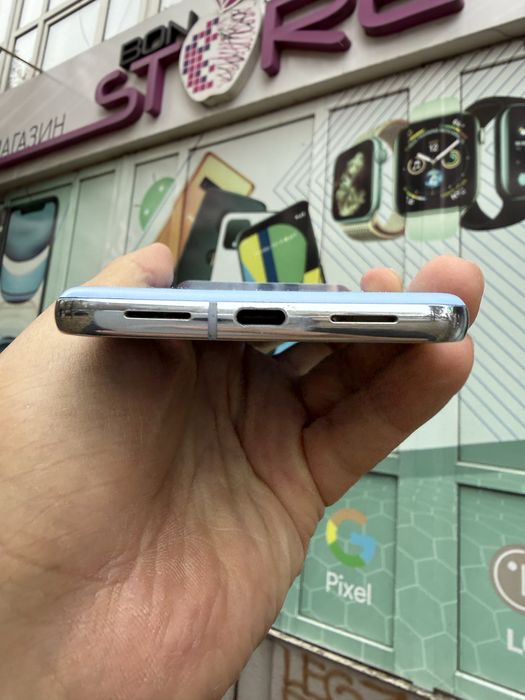 Google Pixel 8 pro 512gb. Максимальна пам'ять