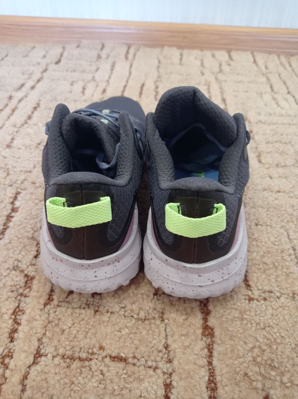 Кроссовки Nike Renew