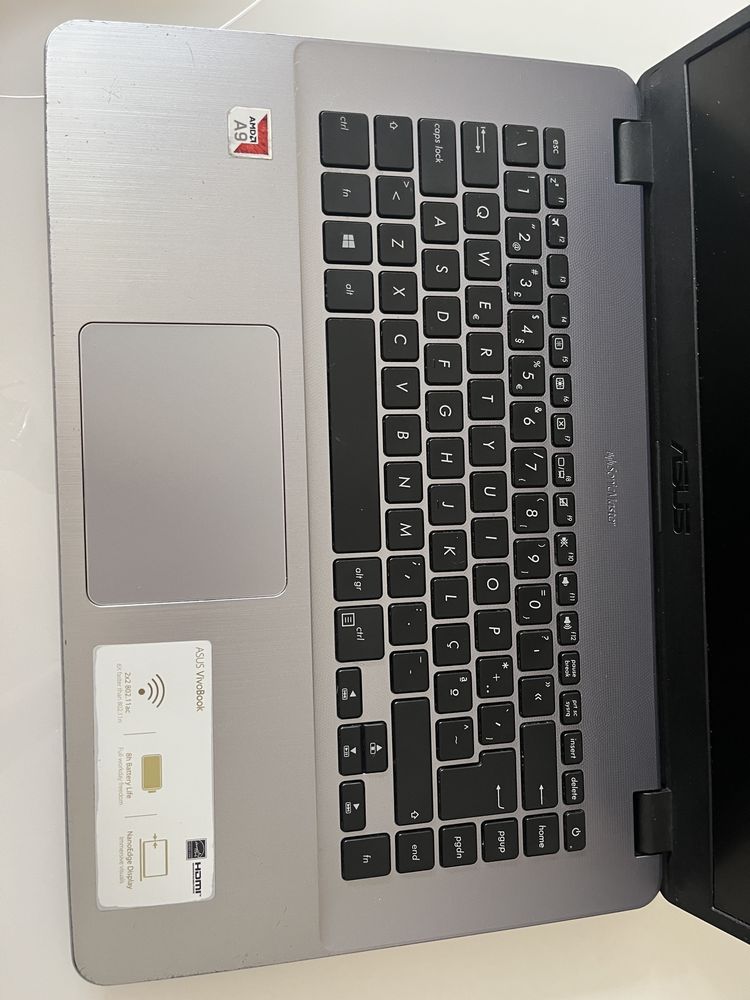 Asus Vivobook F505B