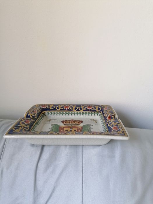 Cinzeiro Victoria Ware Ironstone