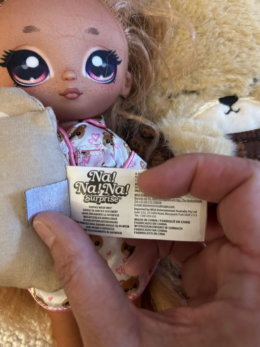 Na Na Na Surprise Teens Pijama Party Lalka Lara Vonn 577416