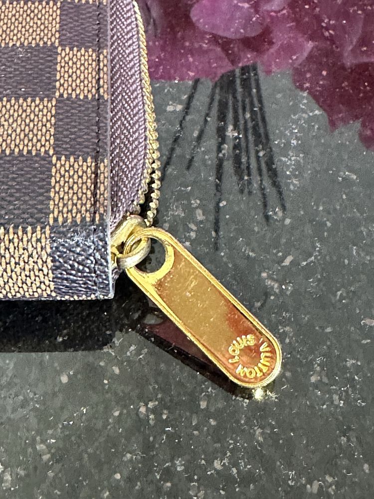 Brązowy portfel lv monogram w kratkę