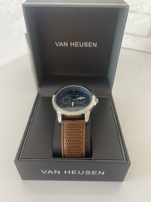 Годинник Van heusen