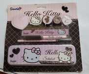 Zestaw przyborów szkolnych Hello Kitty