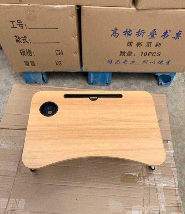 Стол для ноутбука и планшета  складной 60х40х28/ столик в кровать