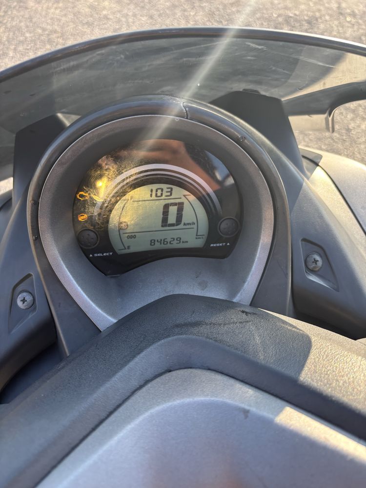 N-Max 2019 na descrição