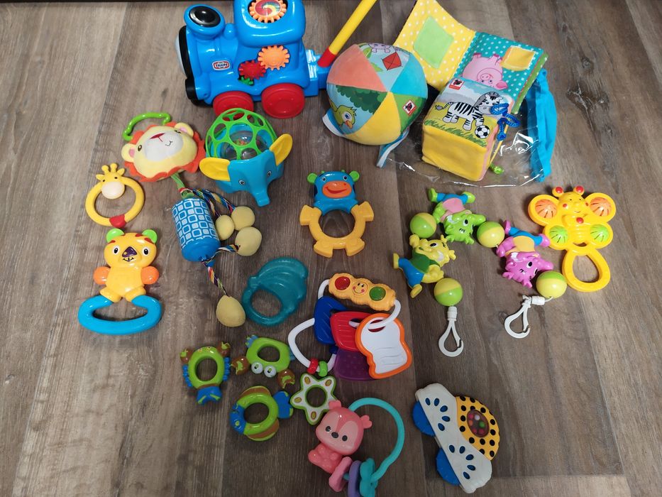 Набір розвиваючих іграшок для дітей, подарунок для немовляти