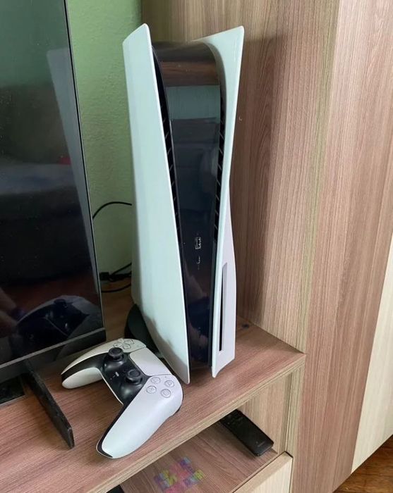 Ps 5 та два геймпада