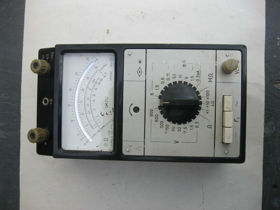 Продам тестер СССР