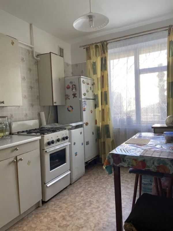 Продам 2к квартиру на ж\м Тополь-2 ТРЦ Терра -Эпицентр