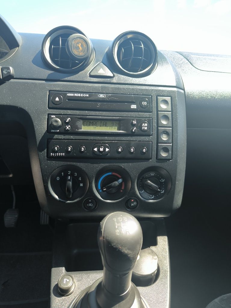 Ford Fiesta 1.25 Guia