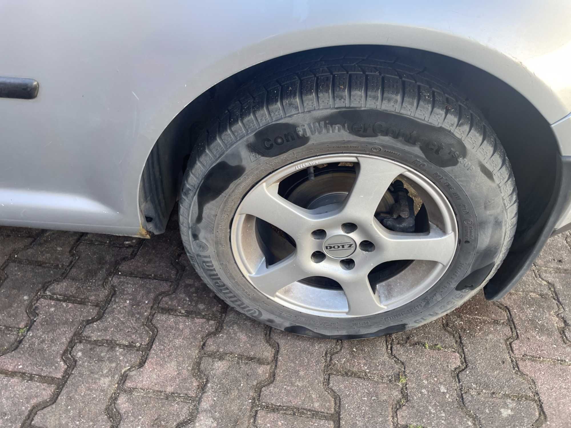 Volkswagen Golf 4 1.6 Benzyna 2000 rok