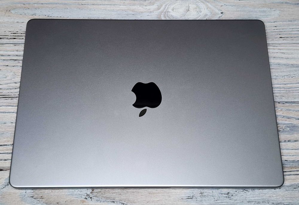 MacBook Pro 14 2021 Space Gray M1 Pro 32/512 гарантия магазин 900$