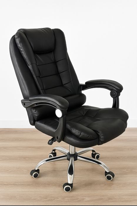 Гарантія рік Нові офісні компʼютерні крісла Aligator T17 чорне біле