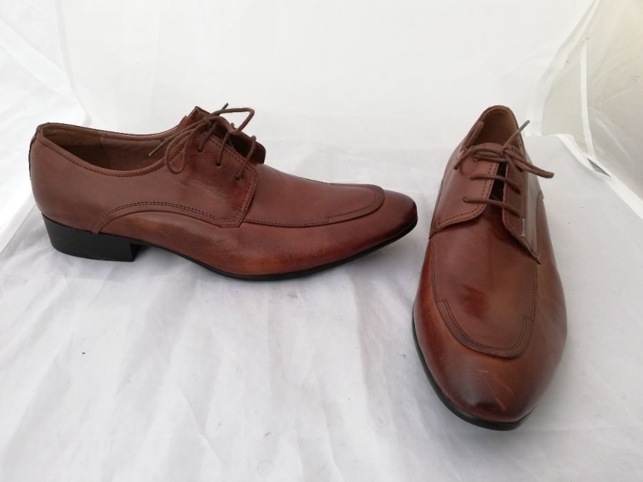 Buty skórzane Gino Rossi r. 41 , wkł 28,5 cm