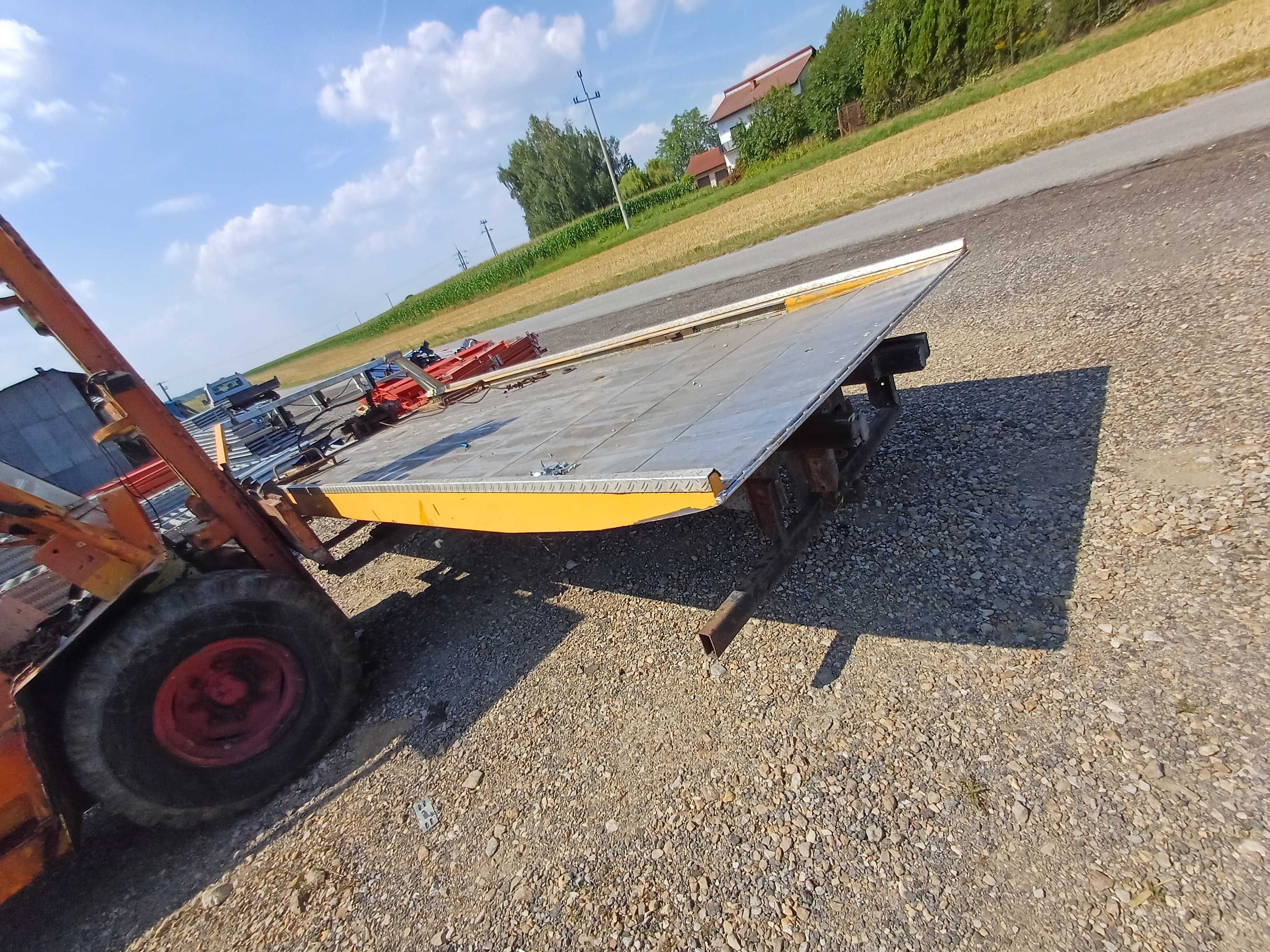 Platforma hydrauliczna Tischer   laweta