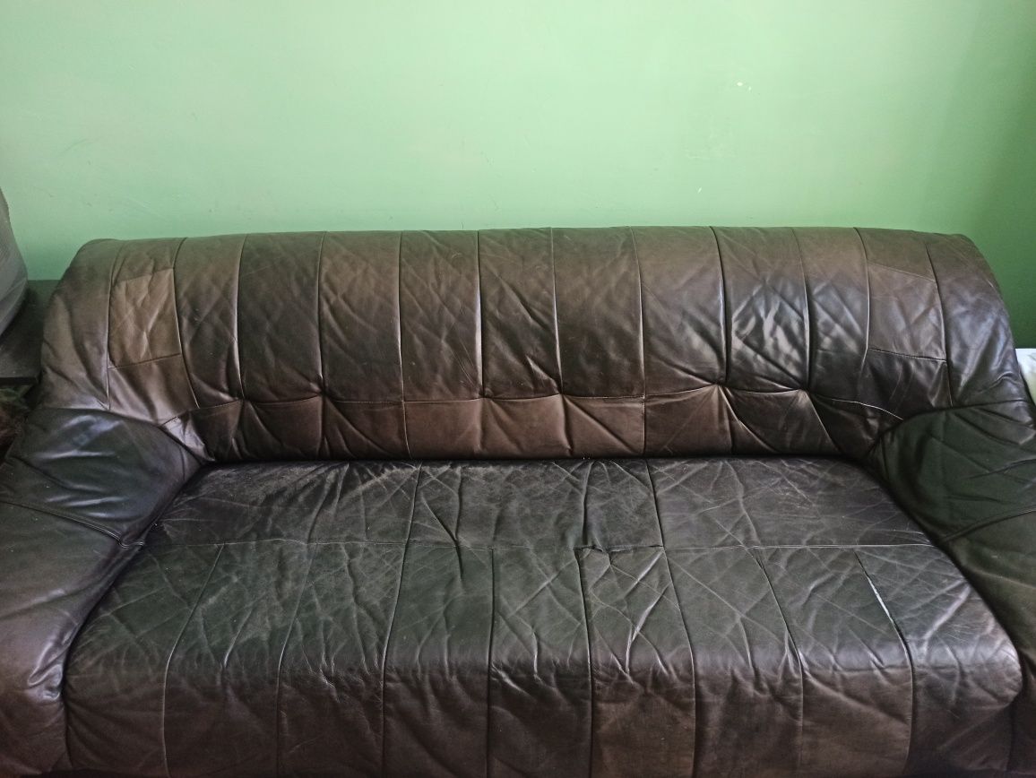 Wypoczynek, sofa, fotel skórzany 3, 2, 1 stan bd. skóra