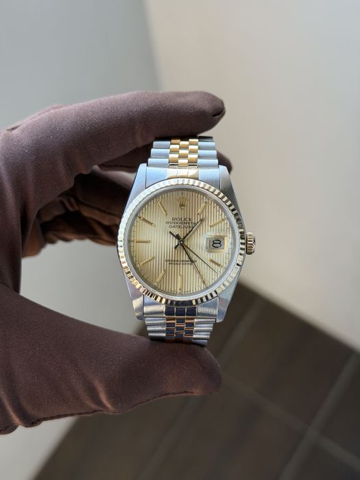 ROLEX DATEJUST 16233 – TAPESTRY DIAL (1988)