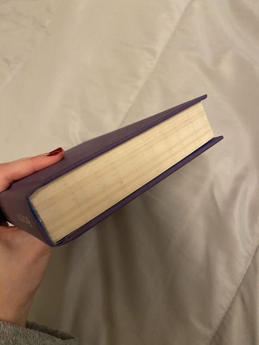 Cinderella is Dead - Livro ediçao capa de coleção