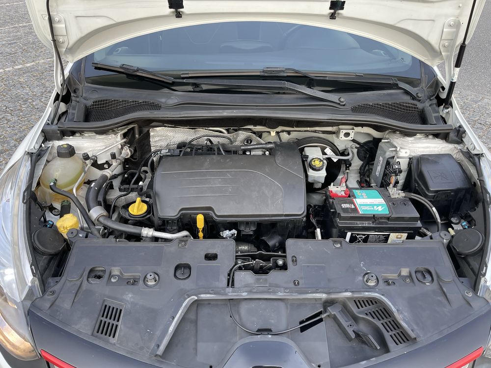 CLIO 1,2 16v Limited