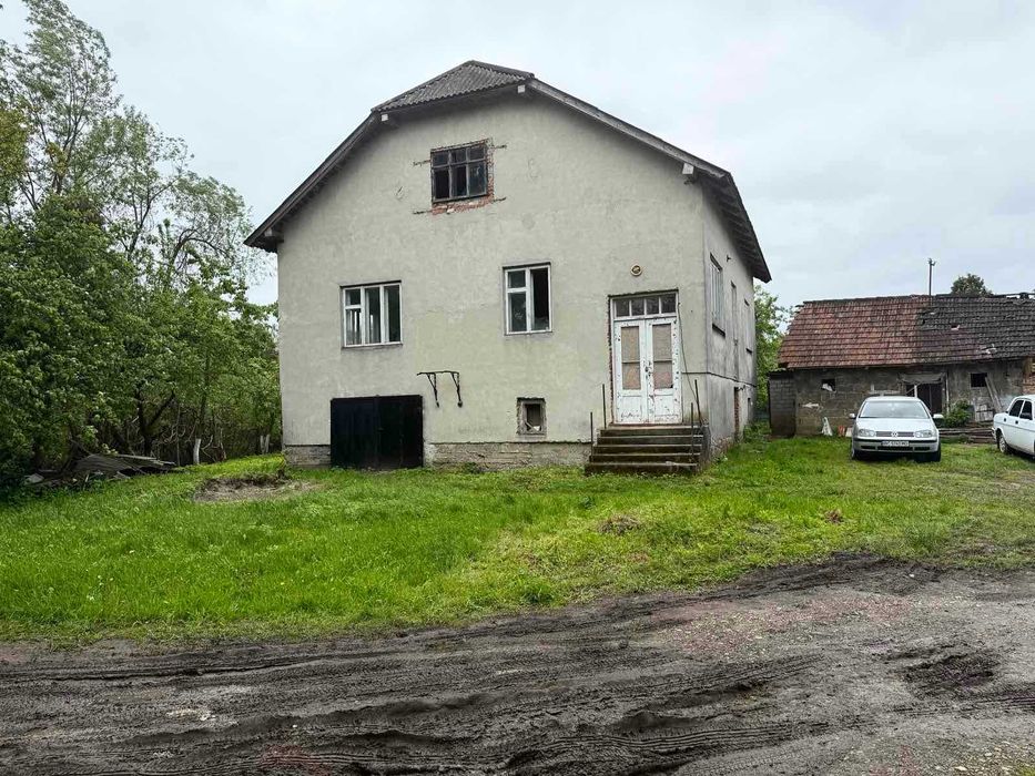 Незавершине будівництво