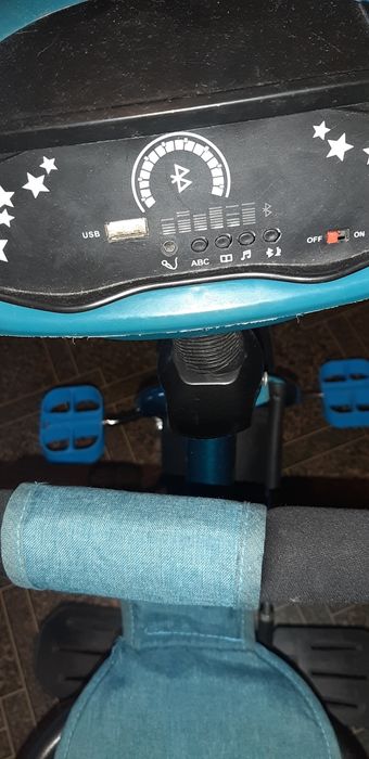 Трехколесный велосипед с родительской ручкой