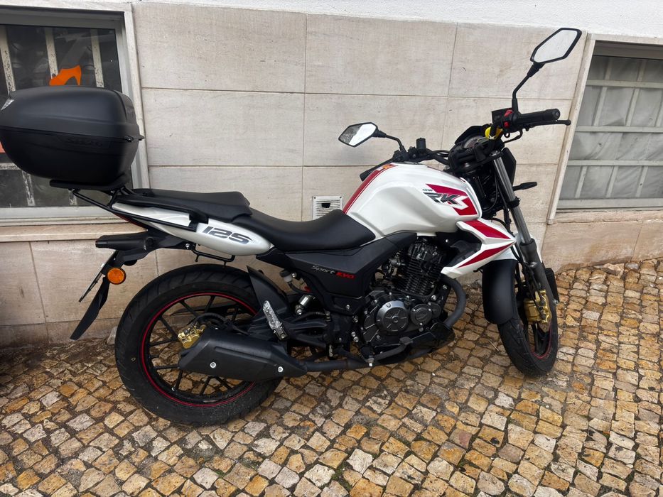 Keeway RKS 125 semi nova