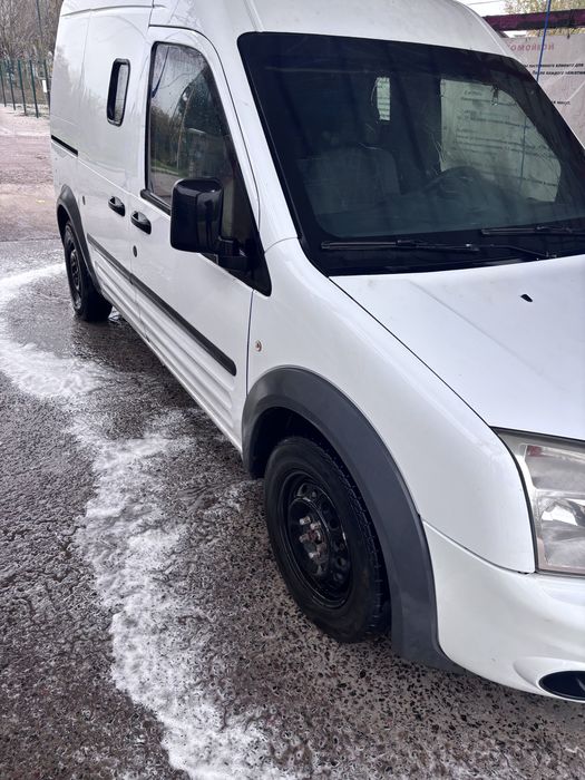 Продам броньований Ford connect