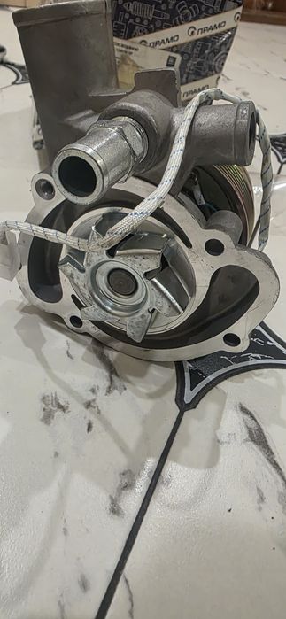 Насос водяний ГАЗ-3302,2217,2752,3110 дв.405 (з ел.муфтою)