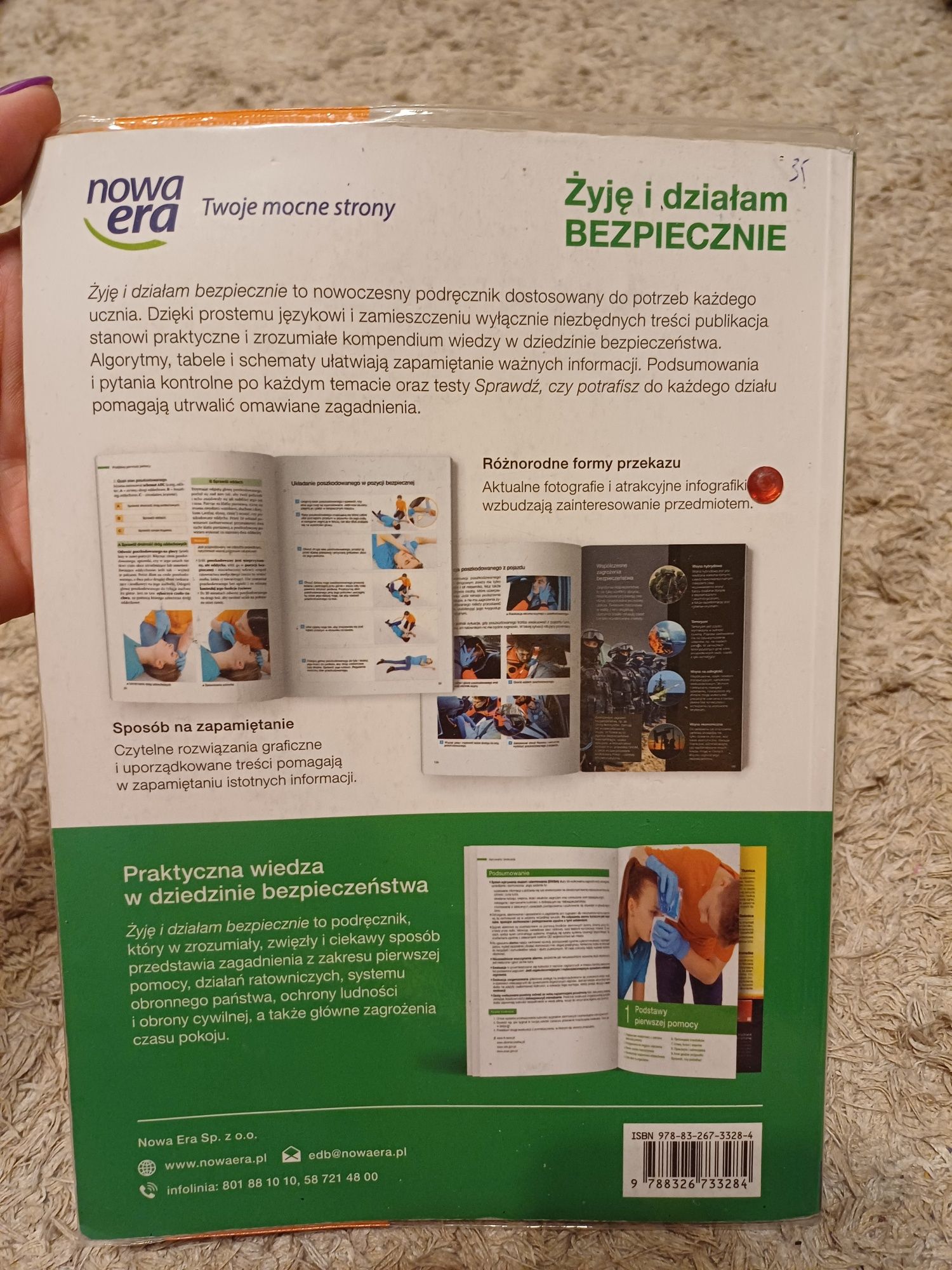 Podręcznik do Edukacji dla Bezpieczeństwa EDB,, Żyję i działam bezpiec