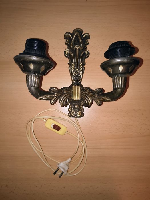 Настенный светильник