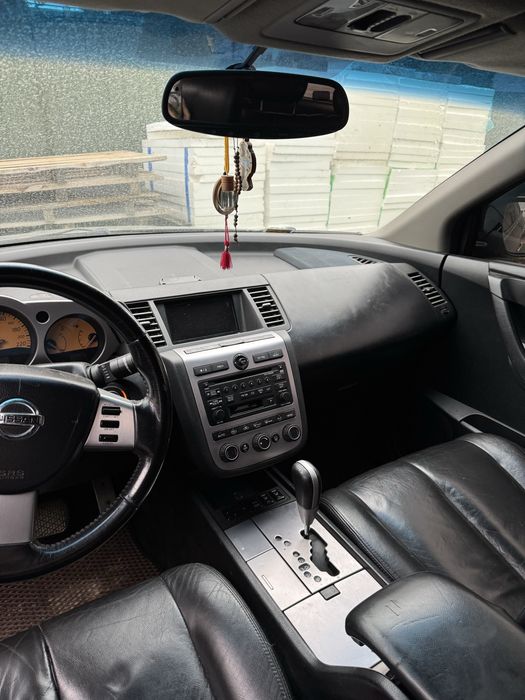 Позашляховик Nissan Murano