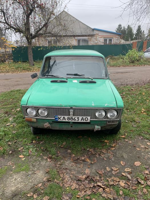 Продам ваз 2103