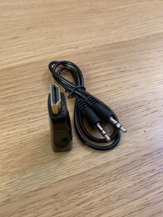 Conversor de sinal HDMI para VGA com saída extra para som